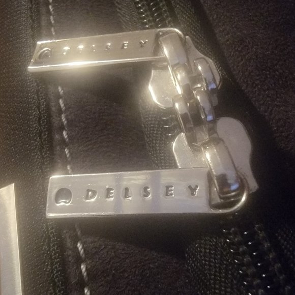 DELSEY Travel Vanity Case - Picture 3 of 13